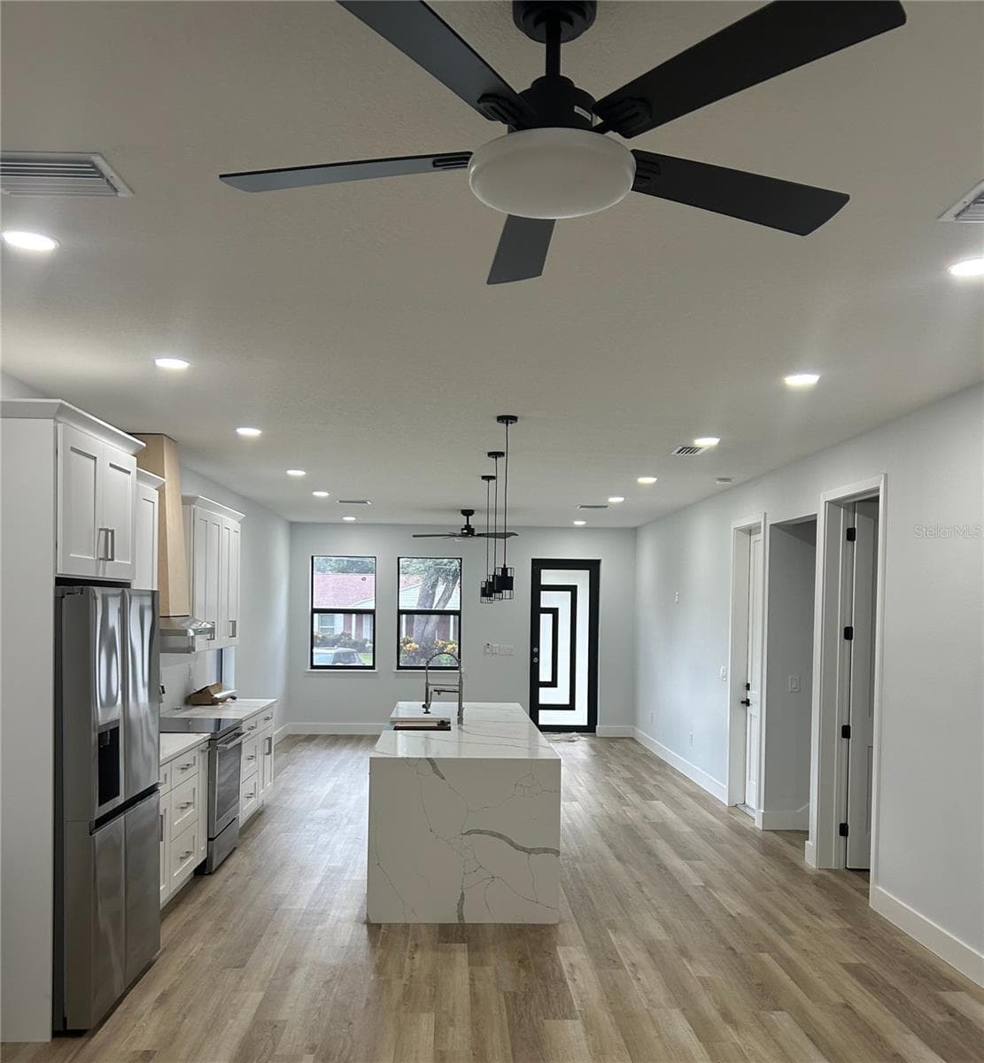 2122 BIRD ST. — photo 2 of 12