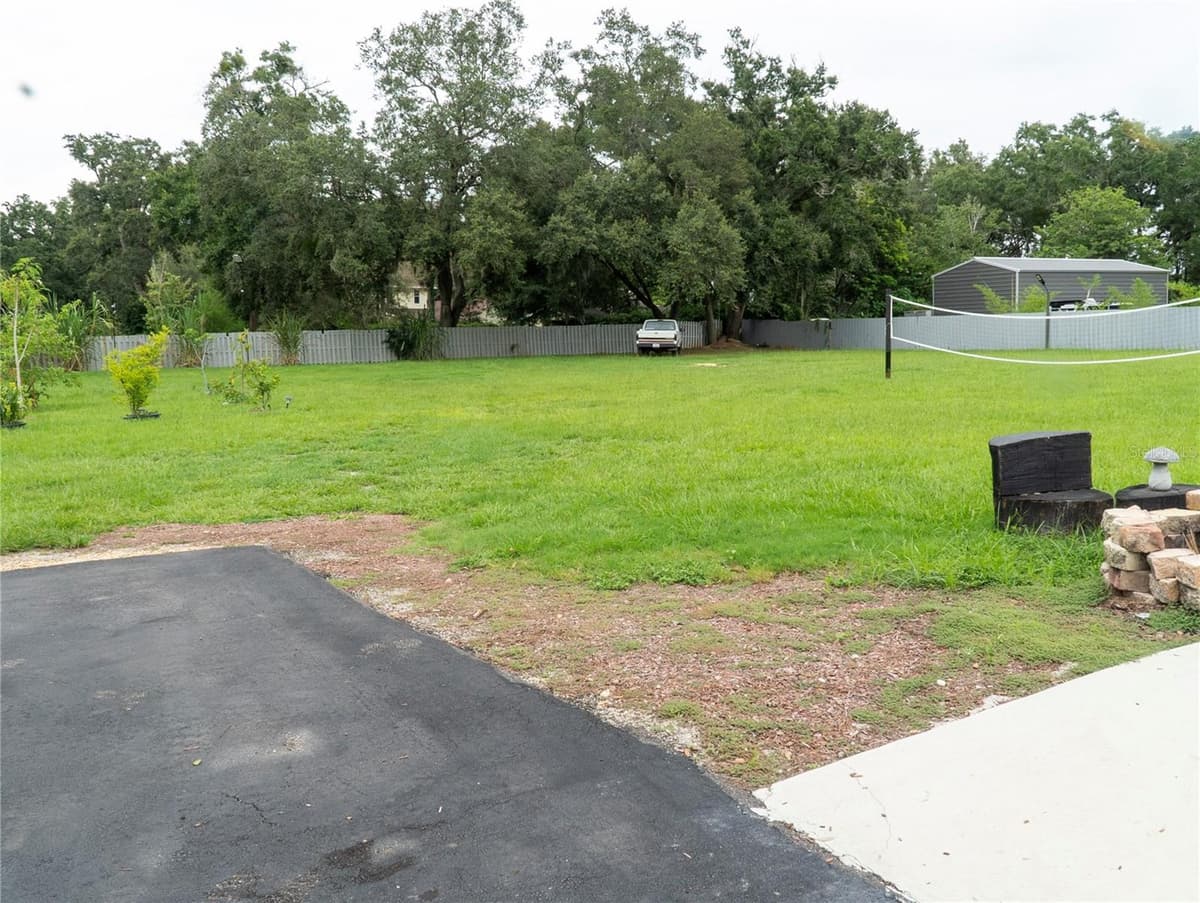 1817 DEMASTUS LANE — photo 10 of 19