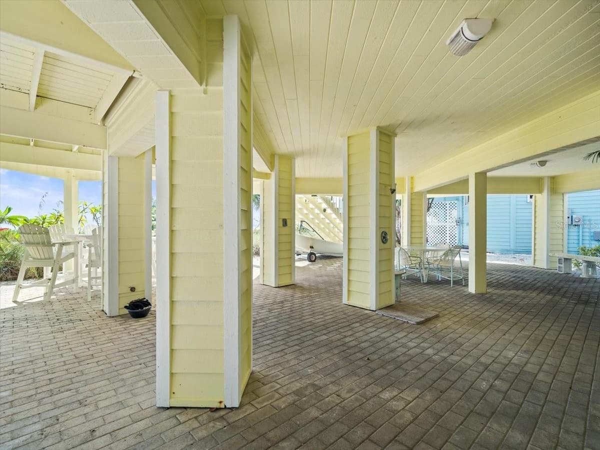 20052 GULF BOULEVARD — photo 84 of 100