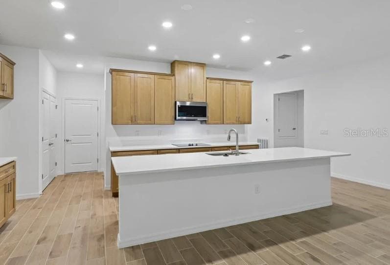 170 ARTHUR AVENUE — photo 8 of 40