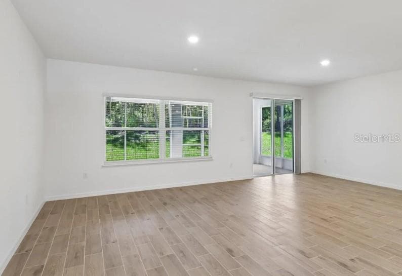 170 ARTHUR AVENUE — photo 13 of 40