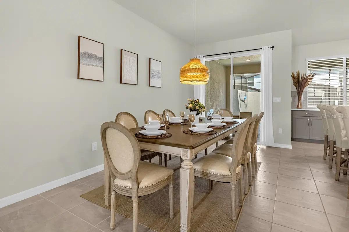 1676 TROPICAL PALMS CIRCLE — photo 10 of 39