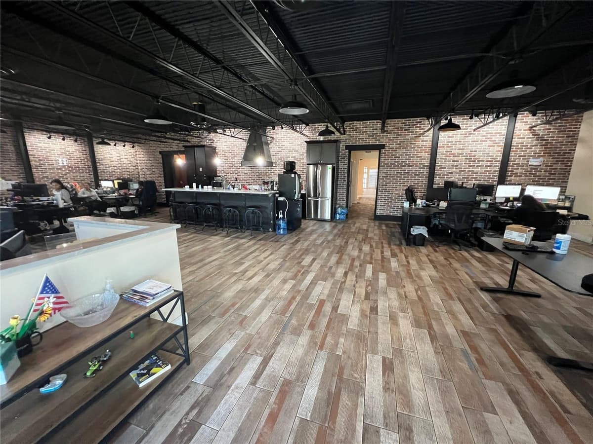 5208 SAINT PAUL STREET — photo 10 of 28