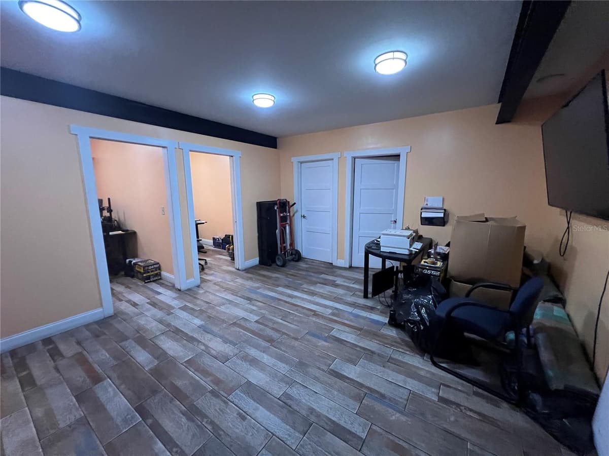5208 SAINT PAUL STREET — photo 12 of 28