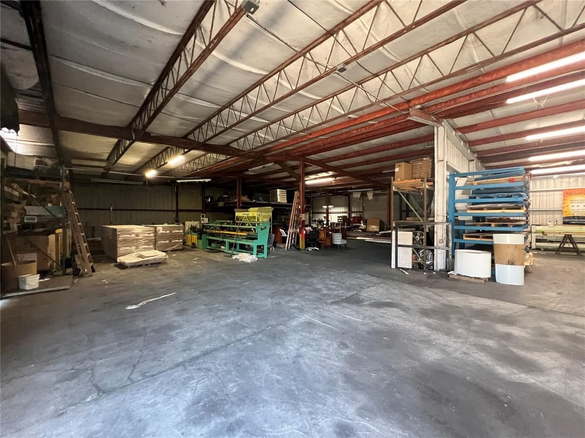 5208 SAINT PAUL STREET — photo 18 of 28