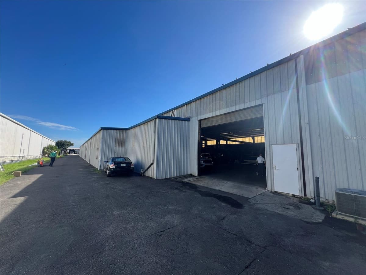 5208 SAINT PAUL STREET — photo 4 of 28