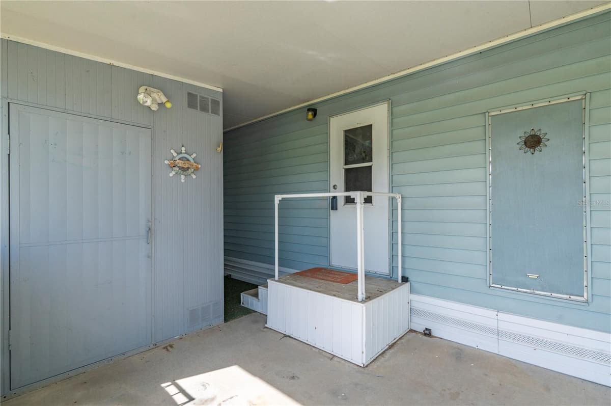 731 TANGERINE COURT — photo 11 of 59