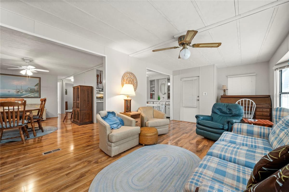731 TANGERINE COURT — photo 20 of 59