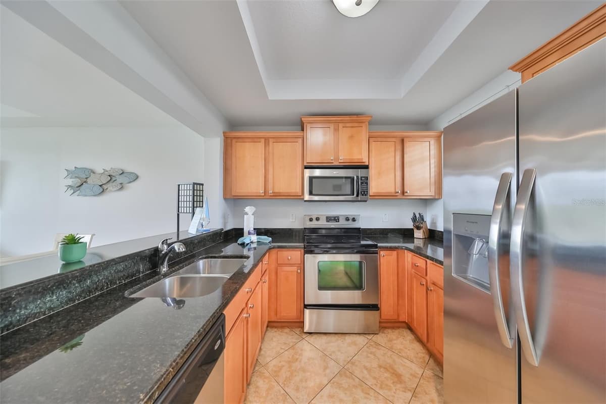 3226 MANGROVE POINT DRIVE — photo 10 of 38