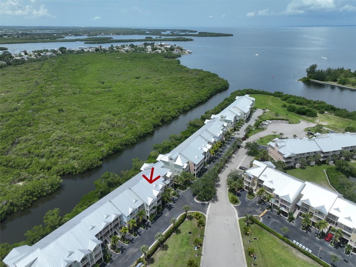 3226 MANGROVE POINT DRIVE — photo 1 of 38