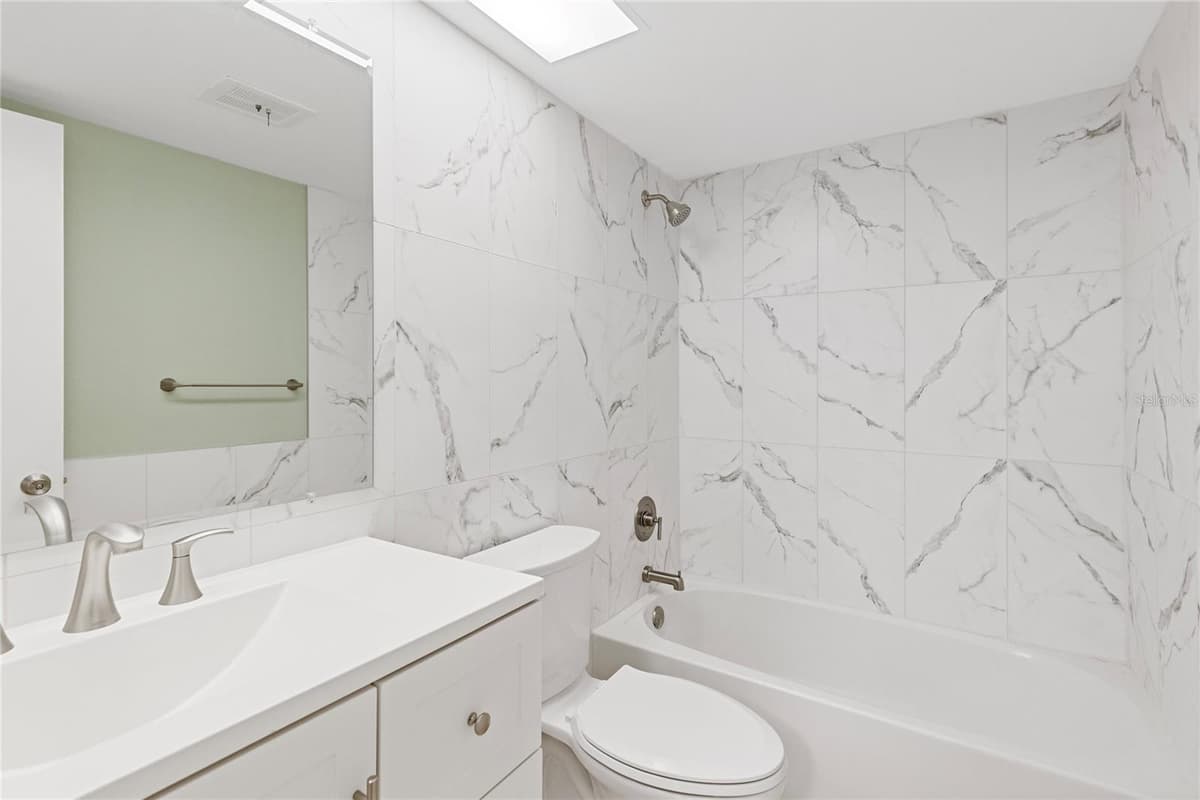 1051 79TH AVENUE — photo 7 of 22