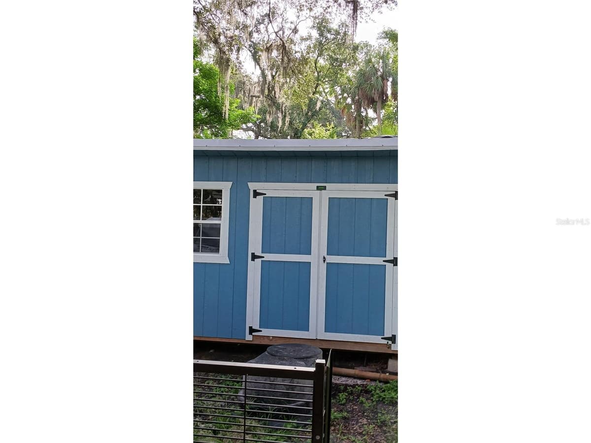 7804 CHASCO STREET — photo 4 of 4