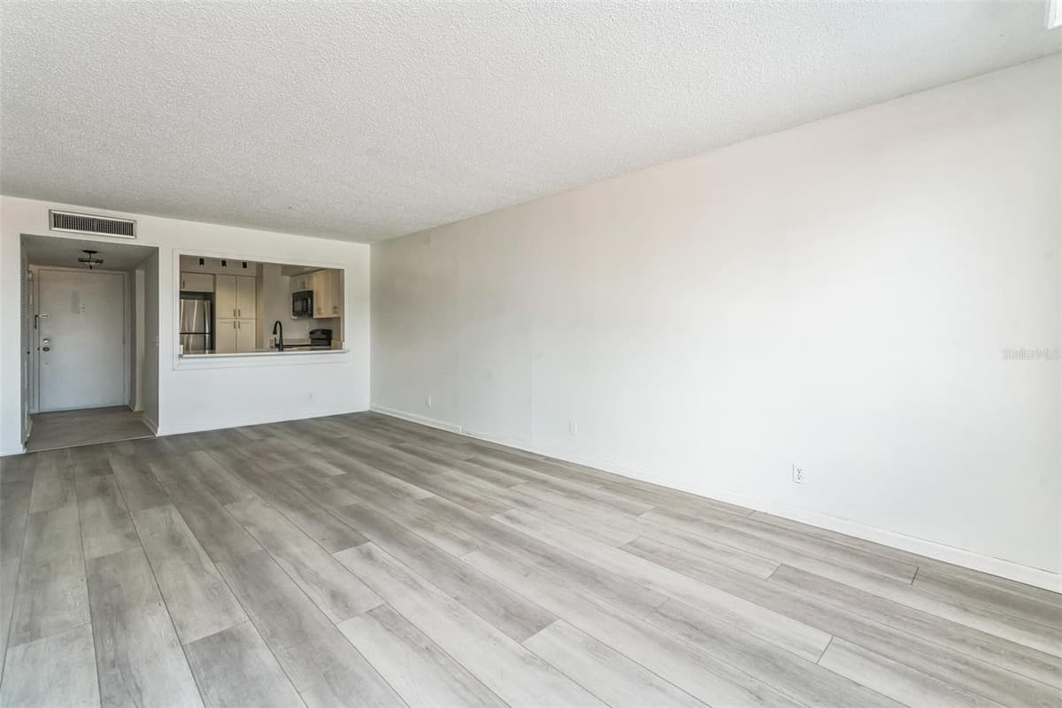 6219 PALMA DEL MAR BOULEVARD — photo 11 of 37