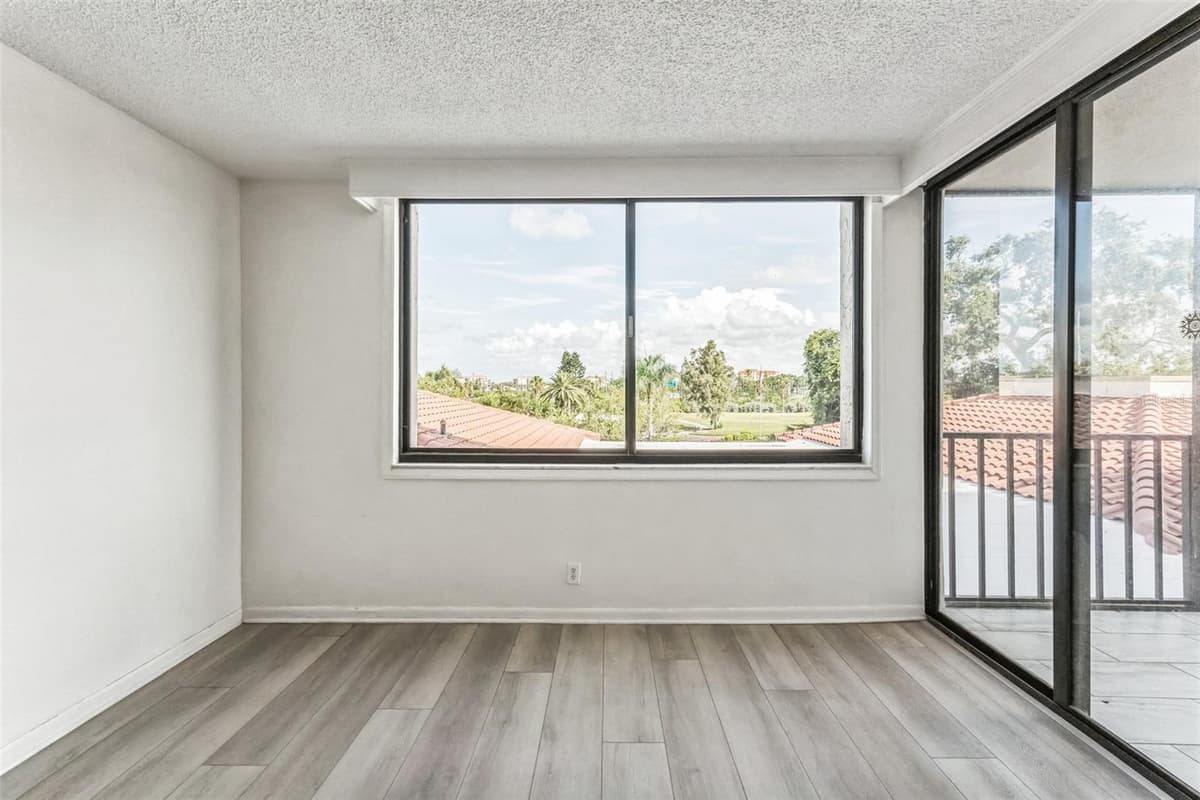 6219 PALMA DEL MAR BOULEVARD — photo 10 of 37