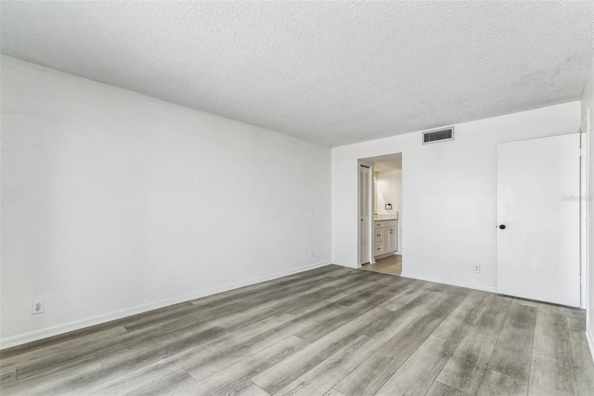 6219 PALMA DEL MAR BOULEVARD — photo 20 of 37