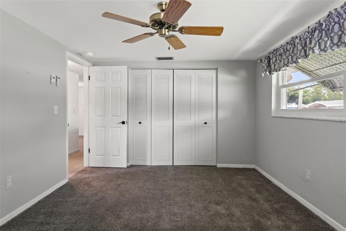 7015 FLAGGLER DRIVE — photo 19 of 33