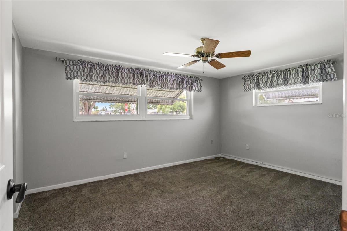 7015 FLAGGLER DRIVE — photo 17 of 33