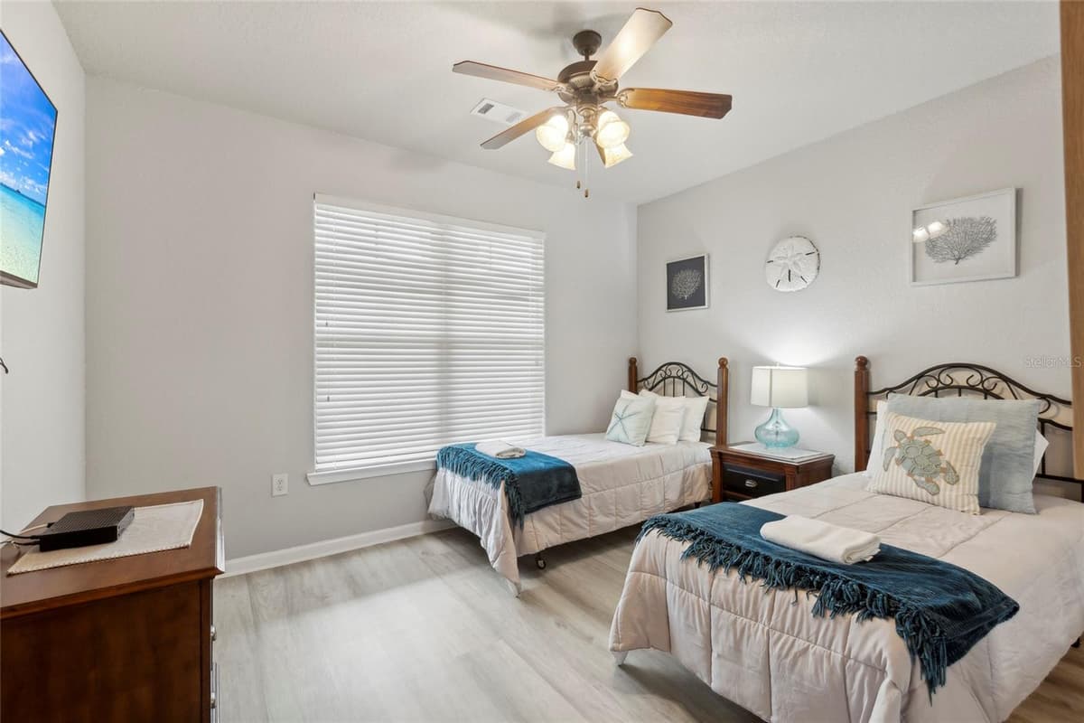 901 CHARO PARKWAY — photo 18 of 47