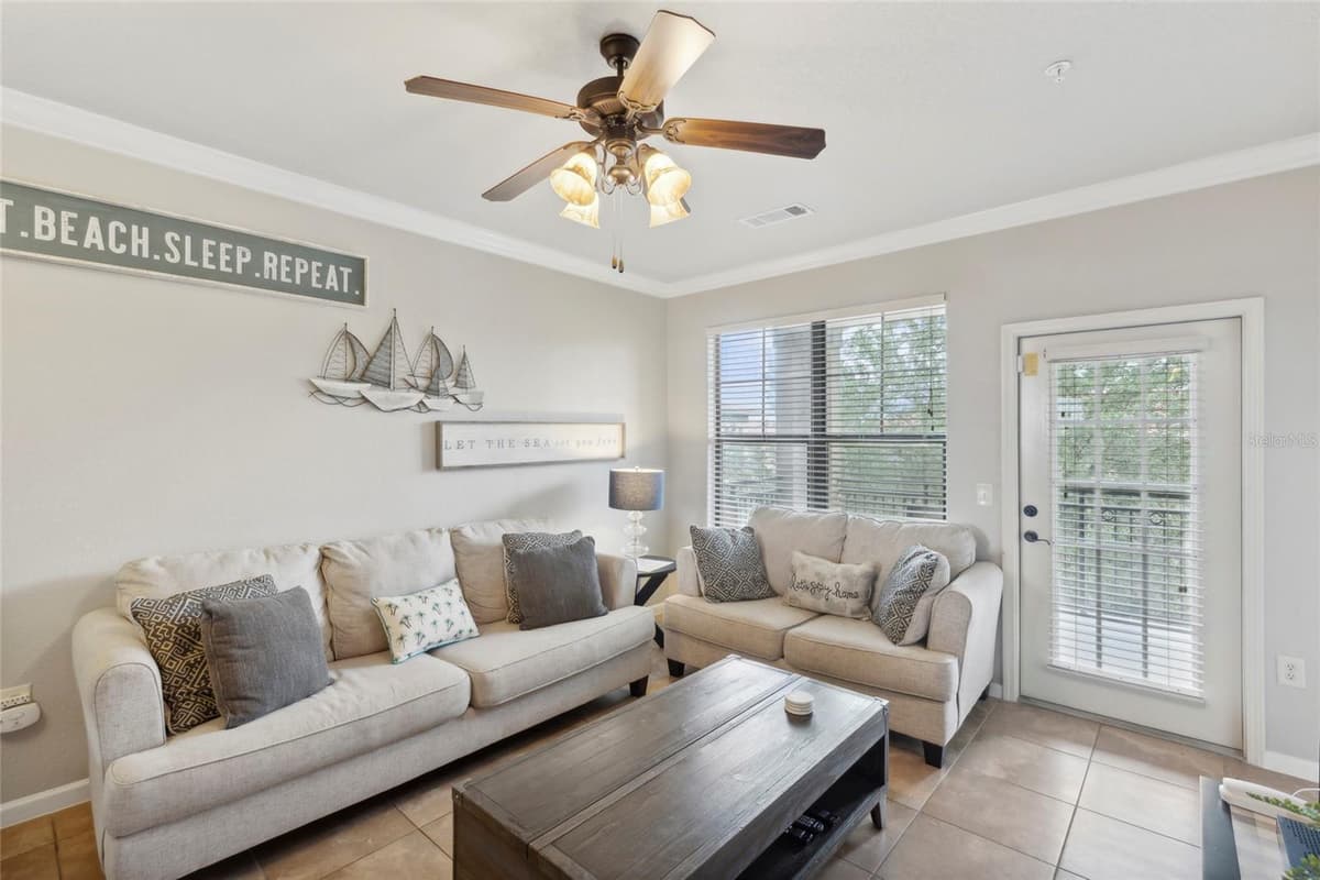 901 CHARO PARKWAY — photo 4 of 47