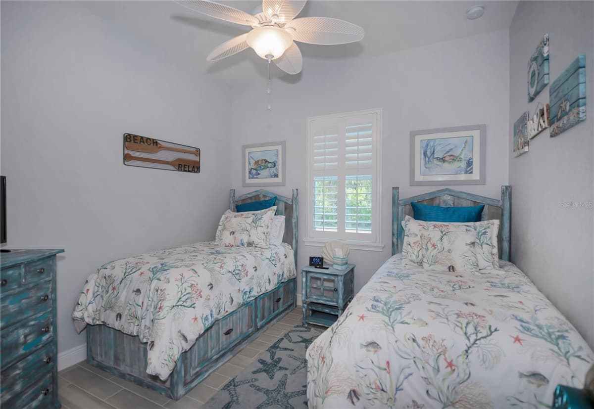 10136 AMY TERRACE — photo 12 of 14