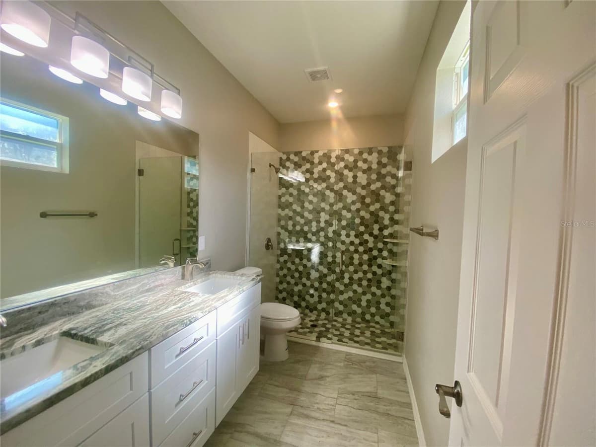 4229 ELSON AVENUE — photo 14 of 23