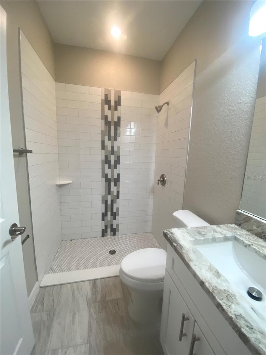 4229 ELSON AVENUE — photo 19 of 23