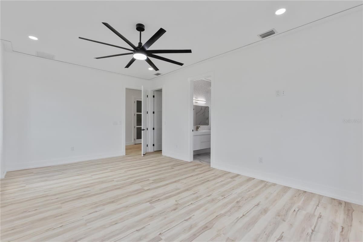 2121 BAYOU GRANDE BOULEVARD — photo 40 of 82