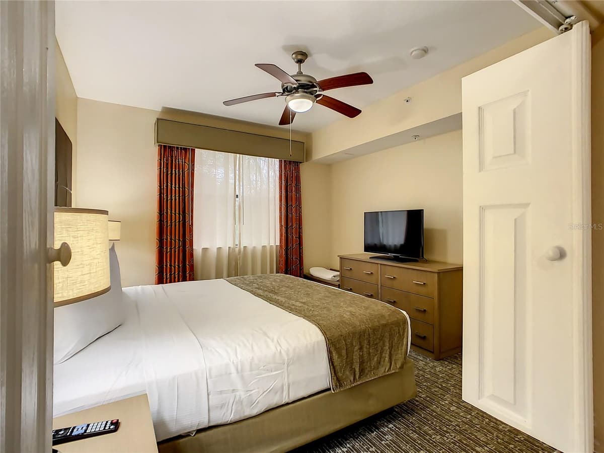 12538 FLORIDAYS RESORT DR — photo 25 of 49