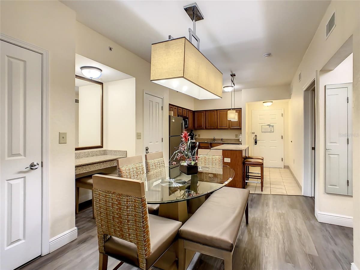 12538 FLORIDAYS RESORT DR — photo 15 of 49