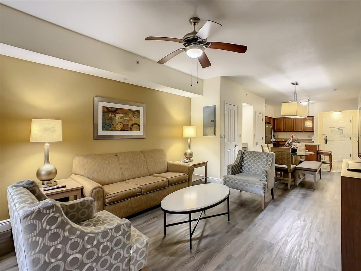 12538 FLORIDAYS RESORT DR — photo 12 of 49