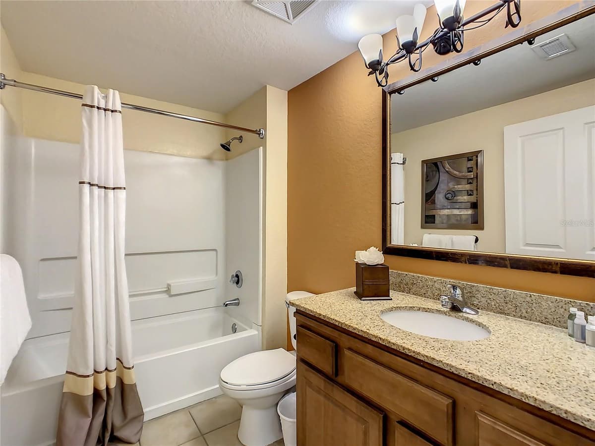 12538 FLORIDAYS RESORT DR — photo 36 of 49