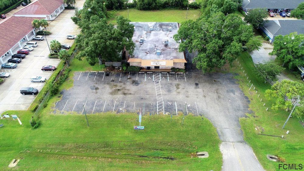 4701 MOODY BOULEVARD — photo 4 of 30