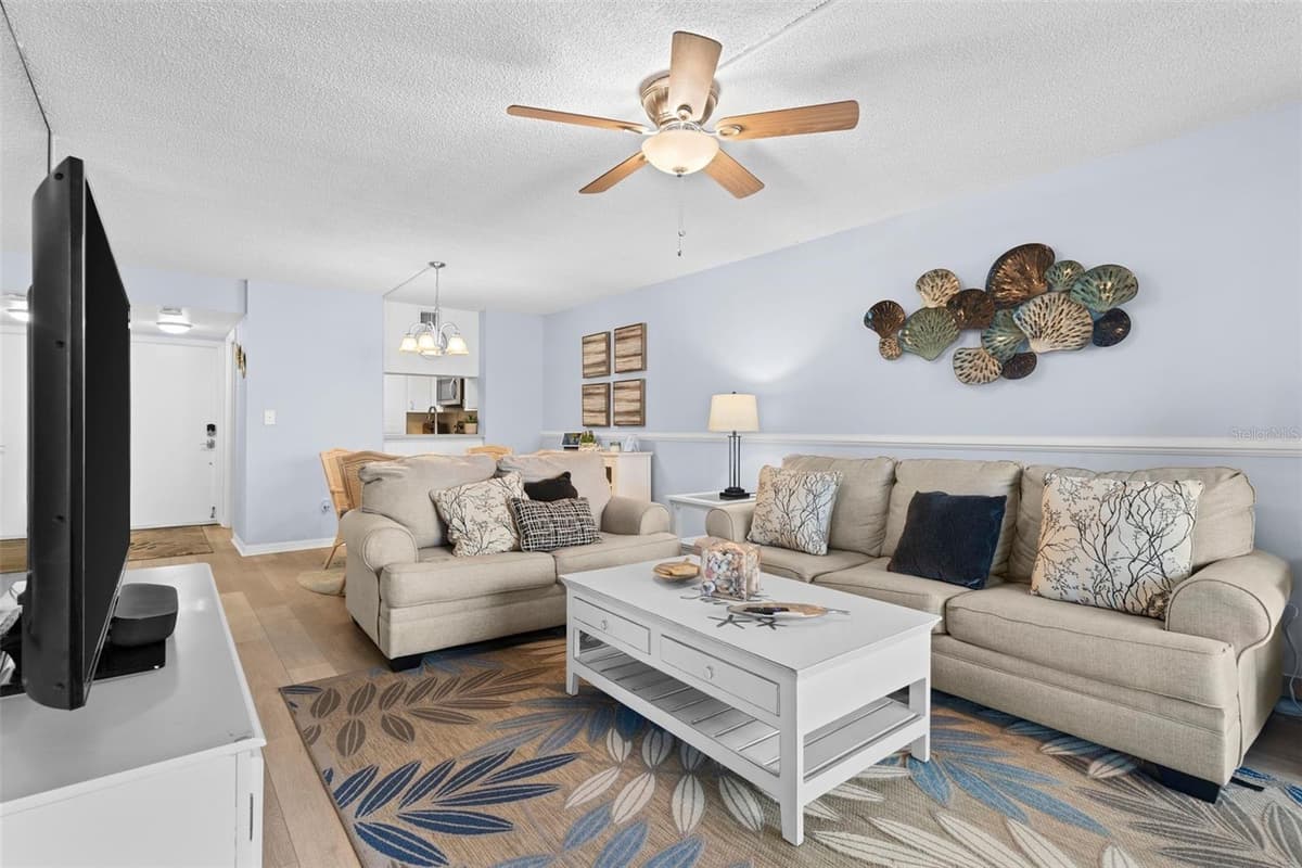 16308 GULF BOULEVARD — photo 11 of 54