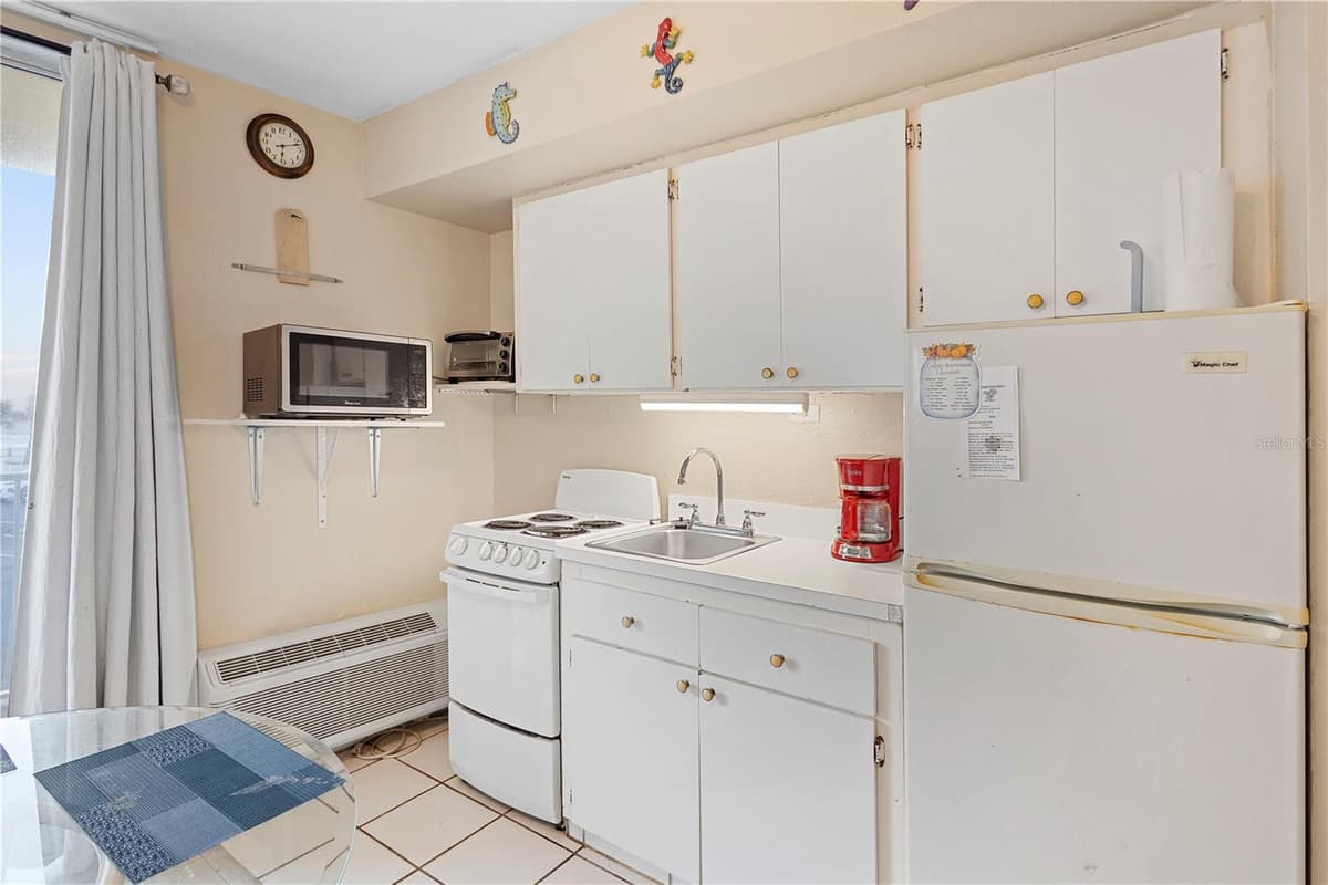 1233 ATLANTIC AVENUE — photo 10 of 23