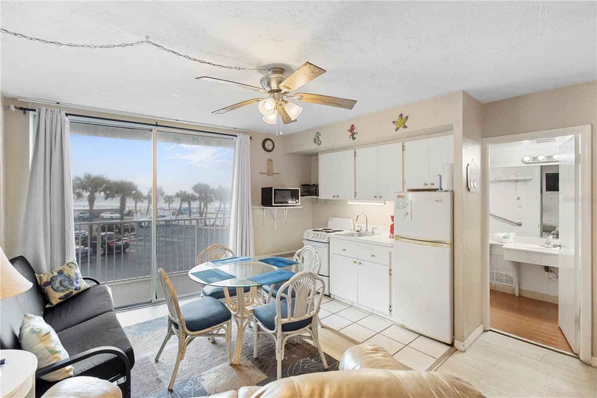 1233 ATLANTIC AVENUE — photo 3 of 23