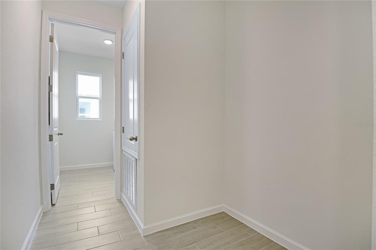 4056 BANNOCK AVENUE — photo 13 of 22
