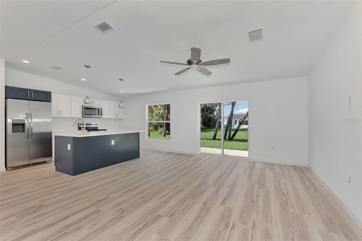 4582 ENID LANE — photo 7 of 45