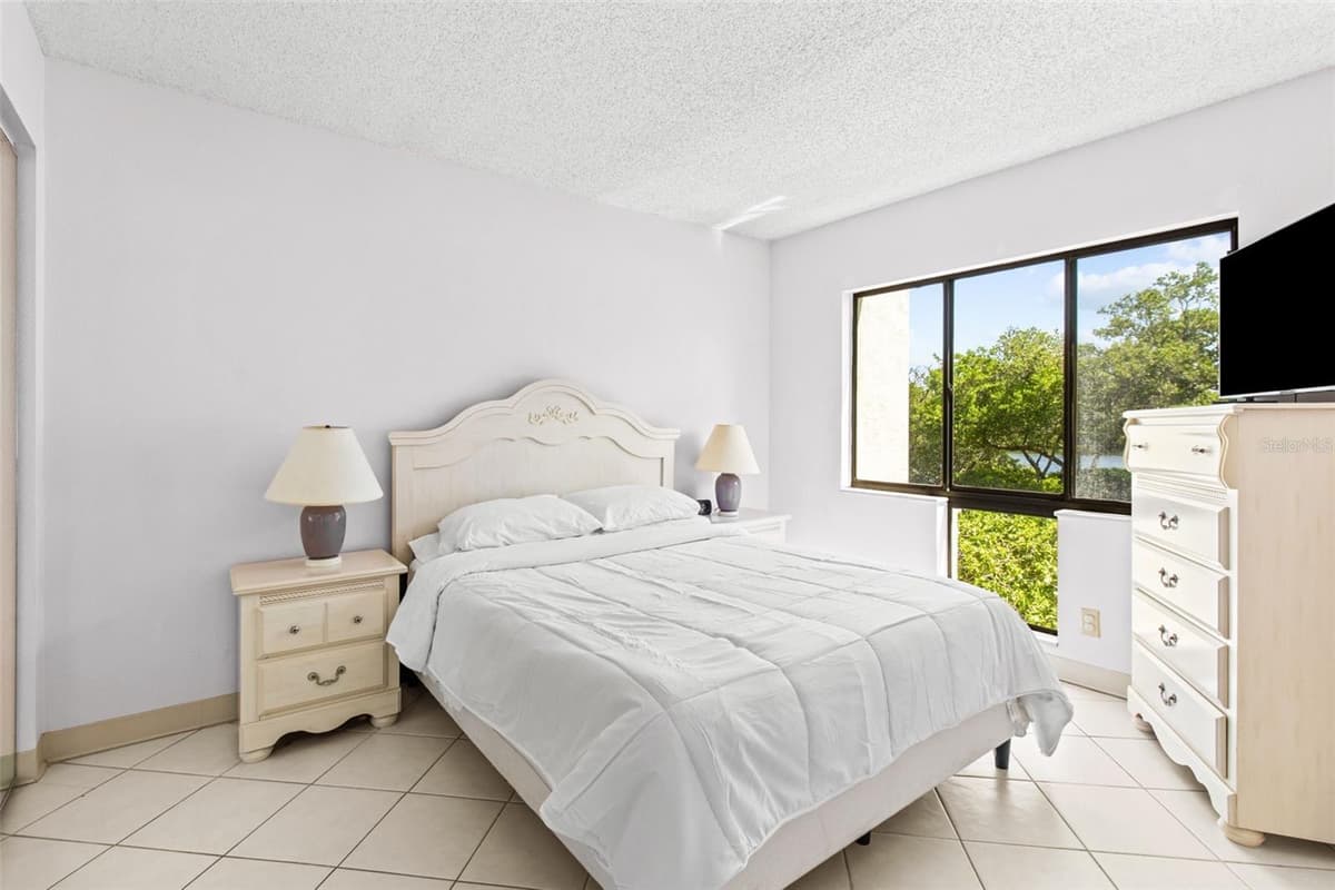 1515 PINELLAS BAYWAY — photo 35 of 60