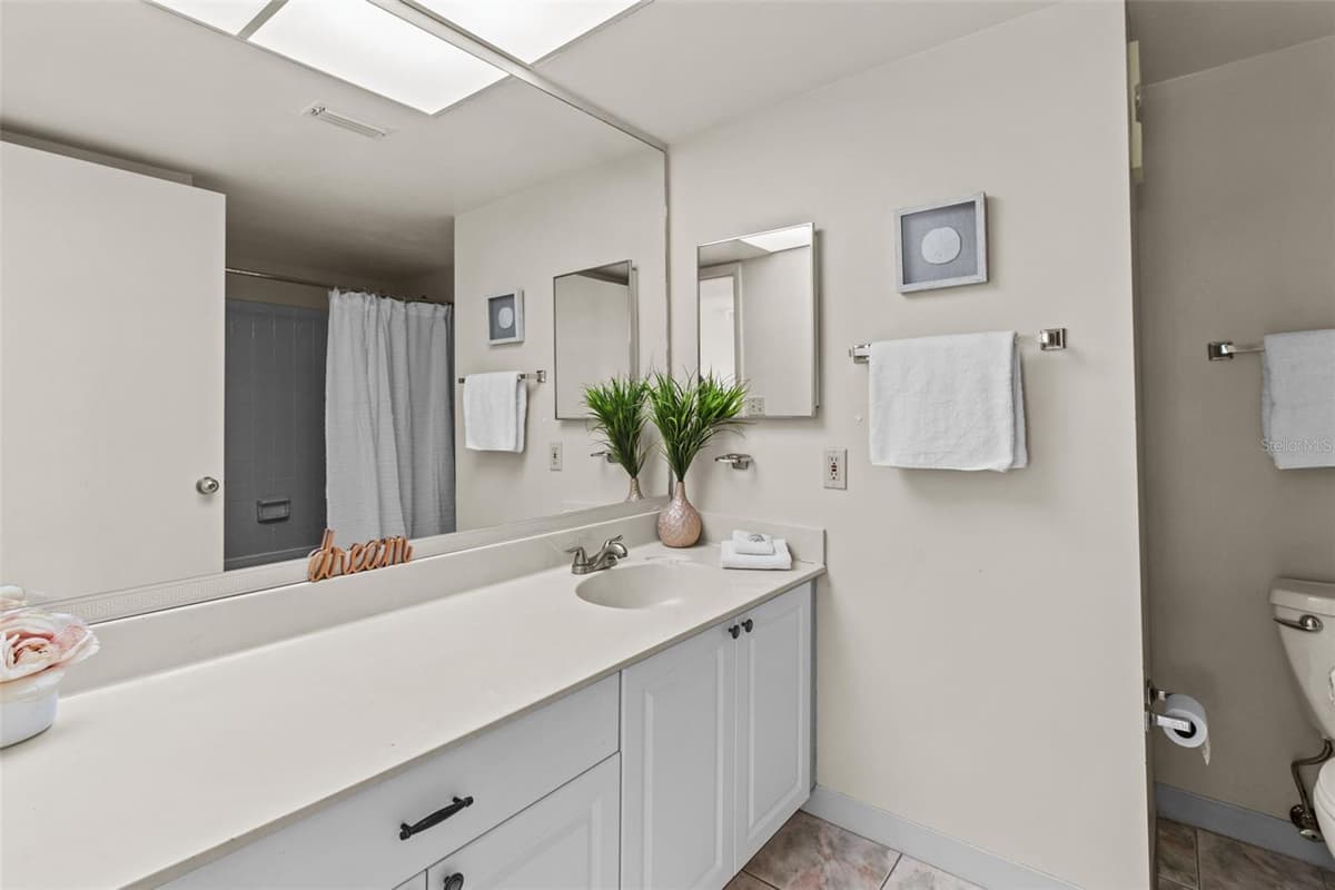 1515 PINELLAS BAYWAY — photo 32 of 60