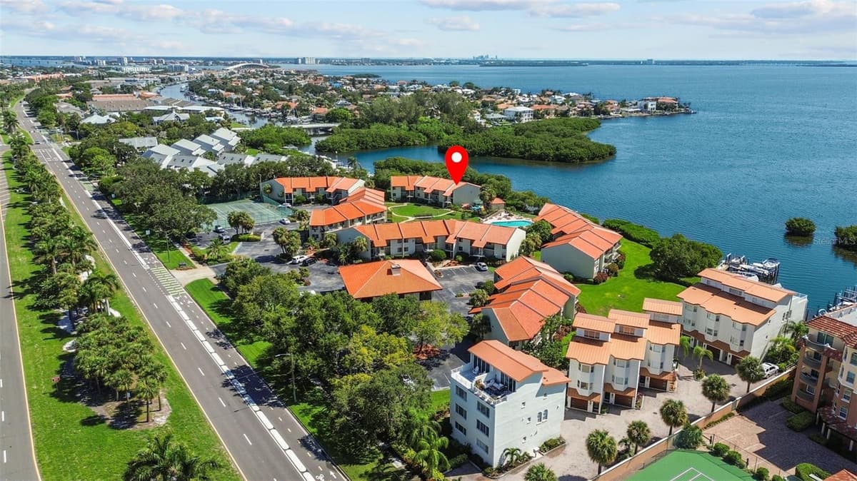 1515 PINELLAS BAYWAY — photo 10 of 60