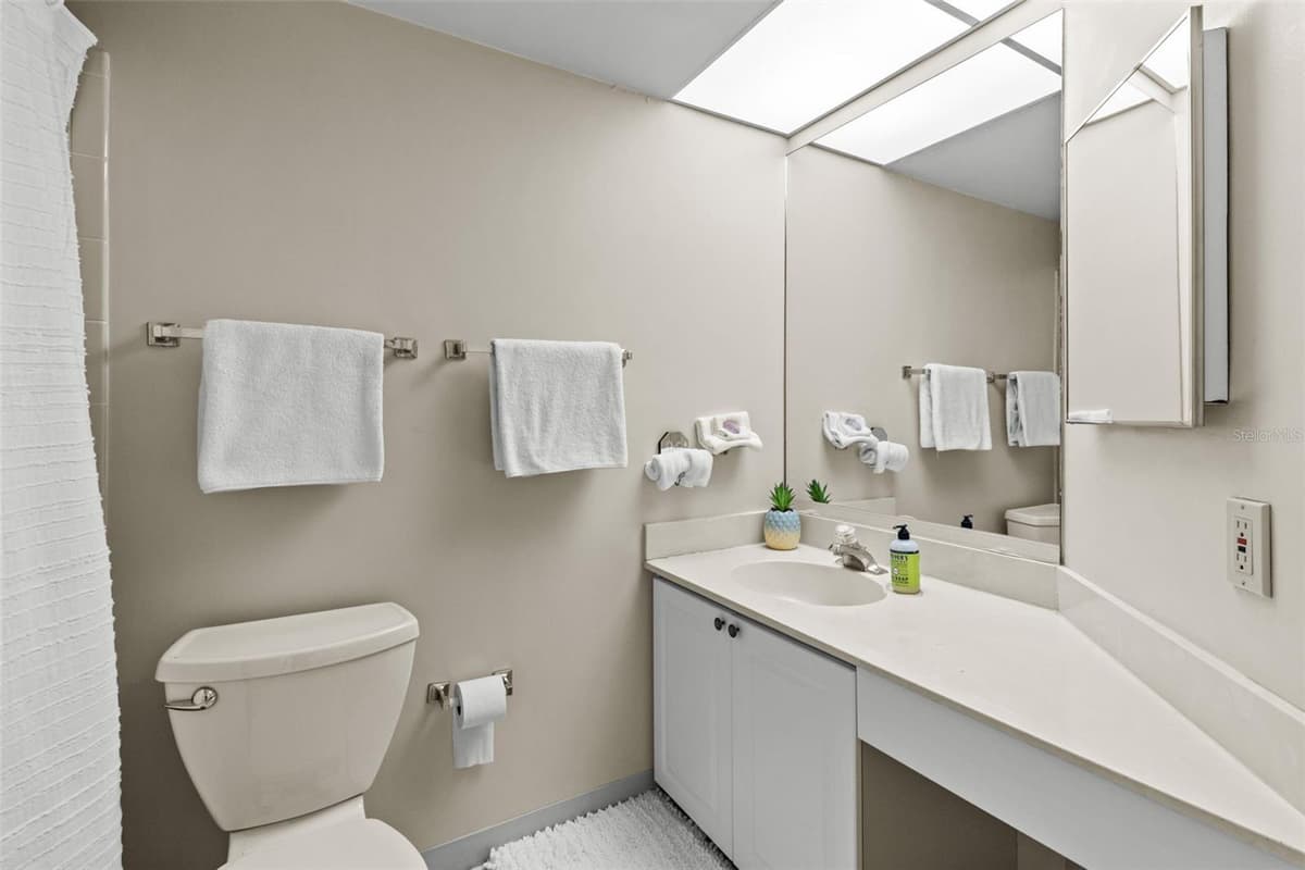 1515 PINELLAS BAYWAY — photo 38 of 60