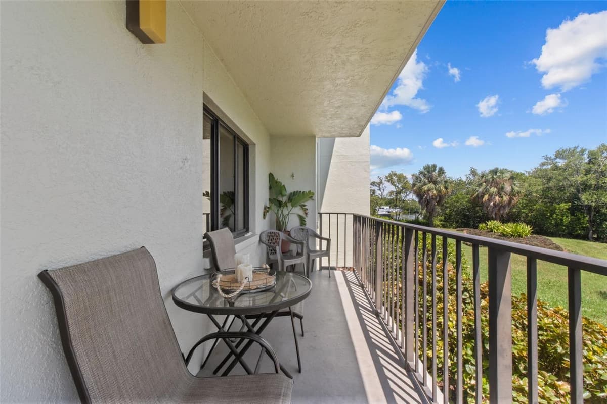 1515 PINELLAS BAYWAY — photo 21 of 60