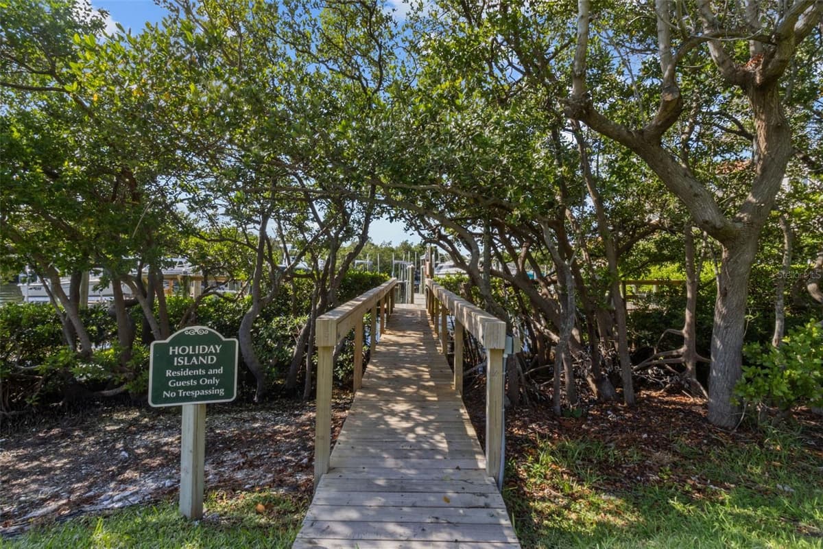 1515 PINELLAS BAYWAY — photo 50 of 60