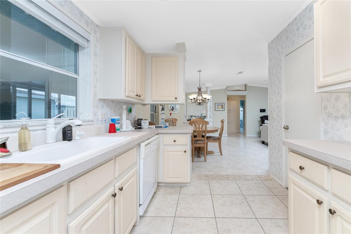 63 WINDMILL BOULEVARD — photo 13 of 56