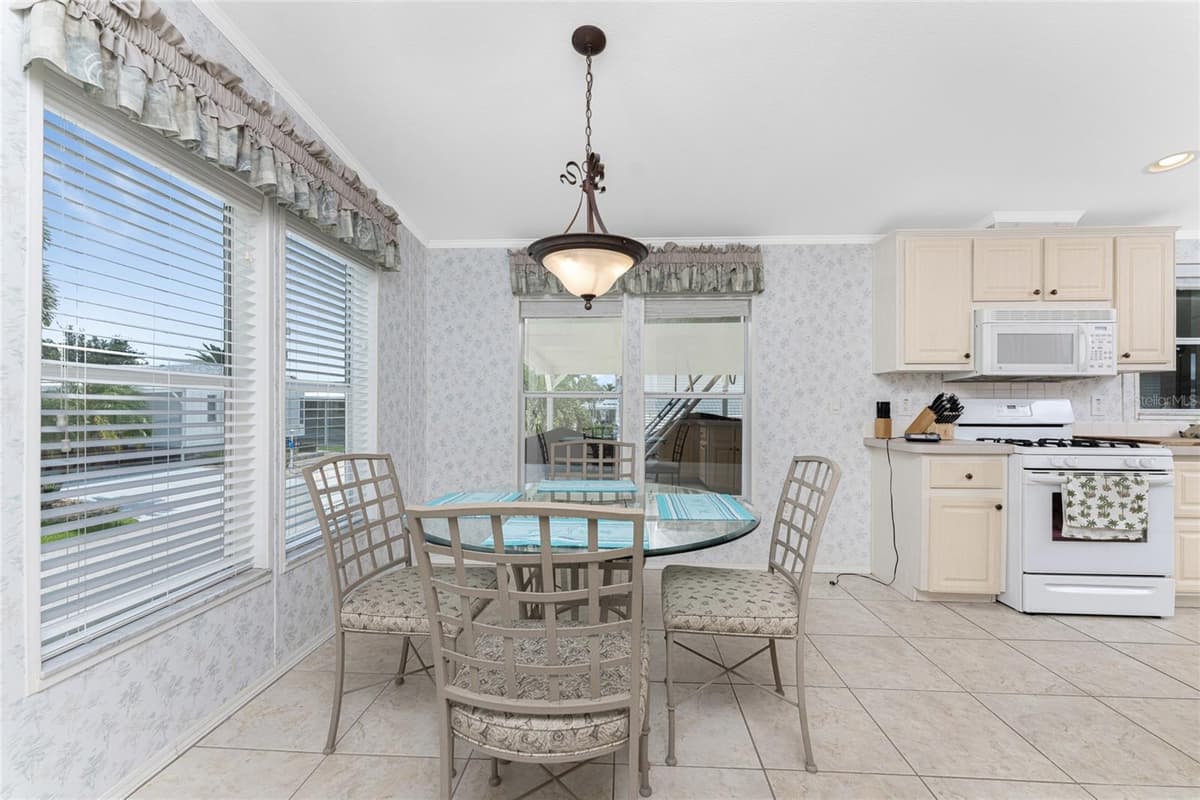 63 WINDMILL BOULEVARD — photo 16 of 56