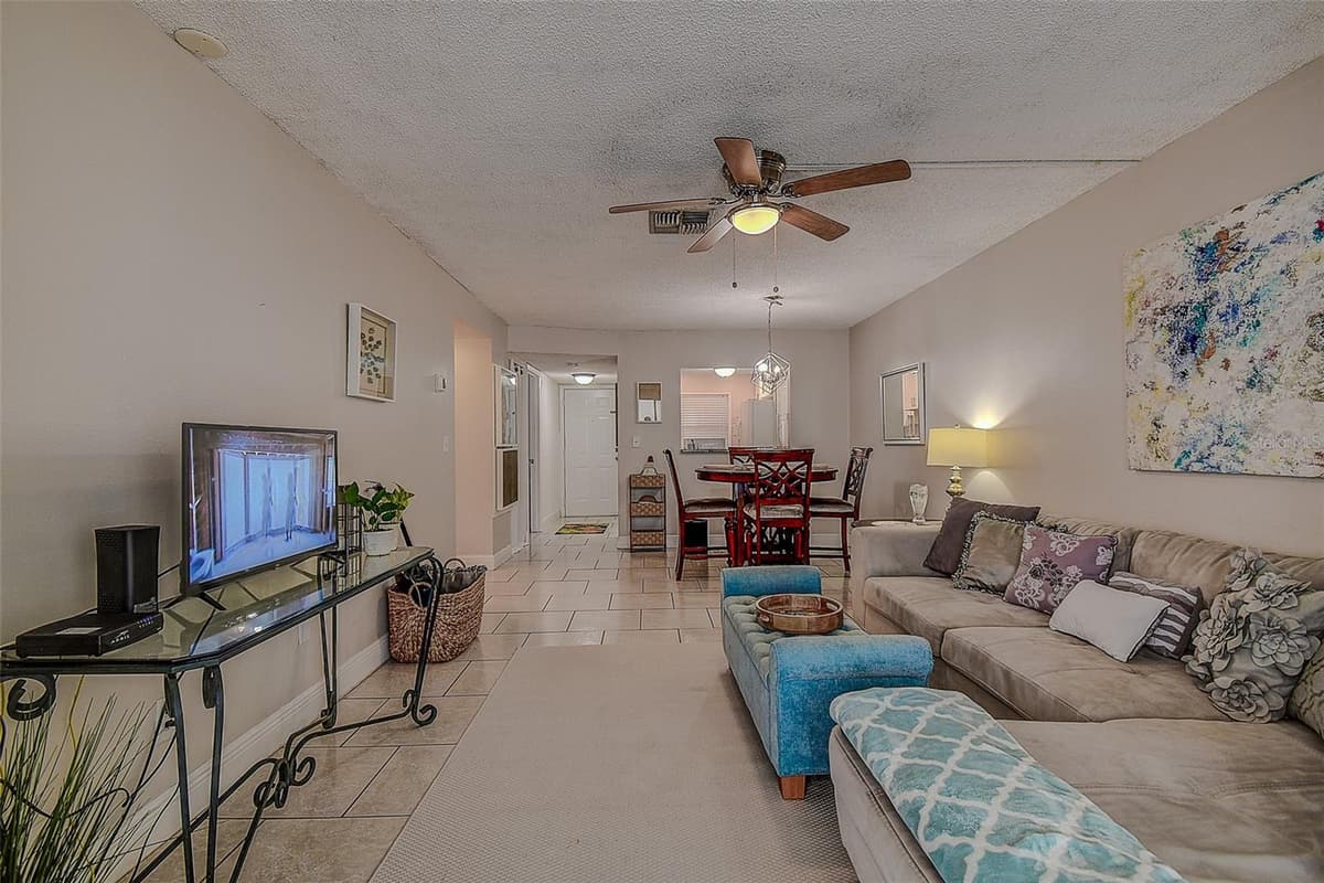 2438 ENTERPRISE ROAD — photo 11 of 29