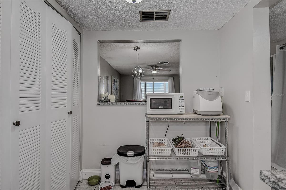 2438 ENTERPRISE ROAD — photo 15 of 29