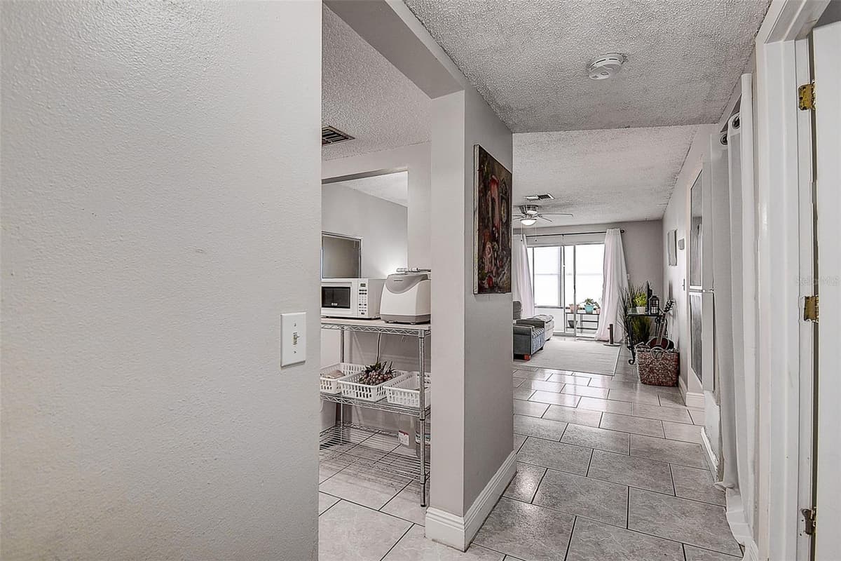 2438 ENTERPRISE ROAD — photo 5 of 29