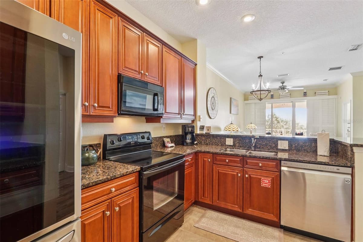 15 OCEAN CREST WAY — photo 10 of 83