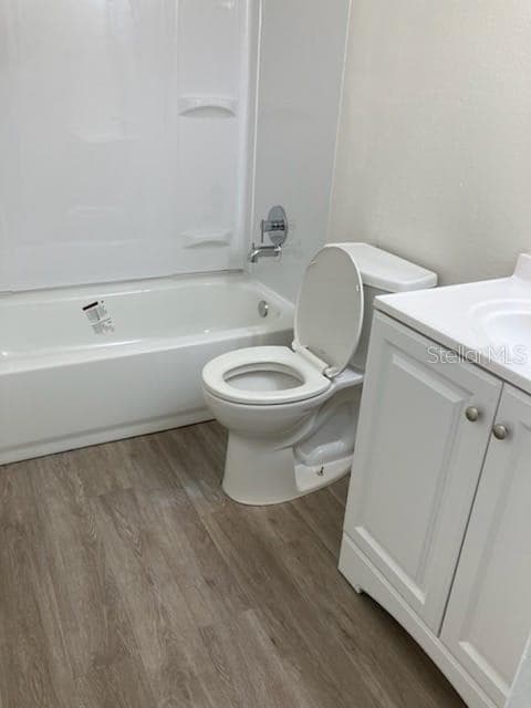 914 LAKE DESTINY ROAD — photo 13 of 13